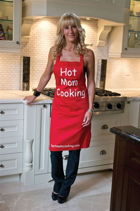 mom kitchen hot